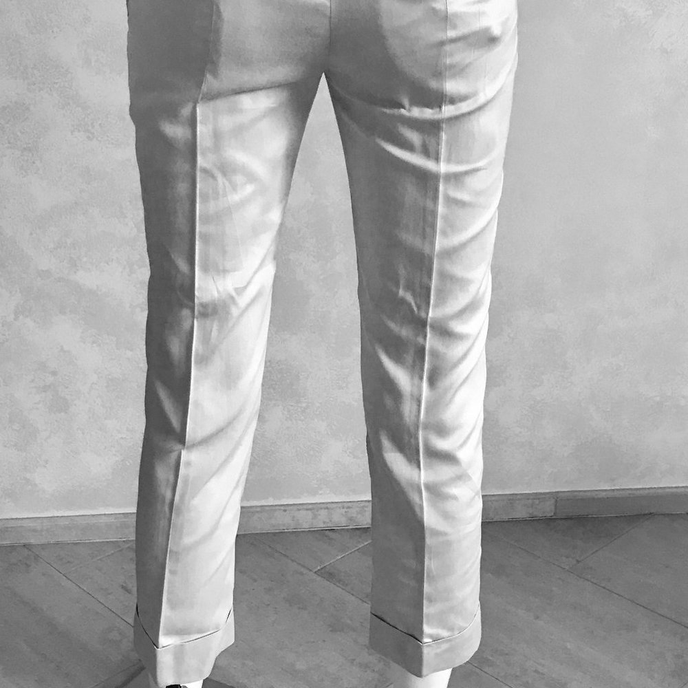 PRADA LIGHT GRAY SUMMER WOMEN ANKLE PANTS - Picture 8 of 11